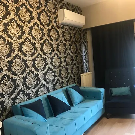 Medikule 2+1 Apartment